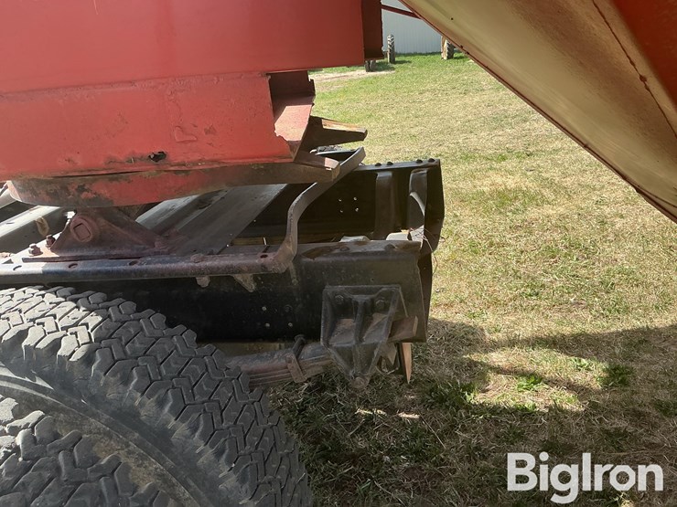 s/a-grain-trailer-w/-5th-wheel-caddy-image-19