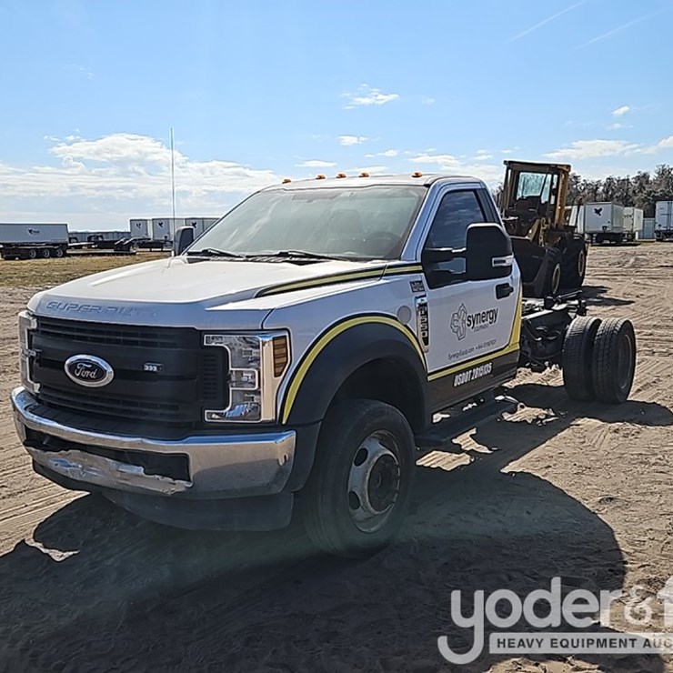2019 FORD F550 XL