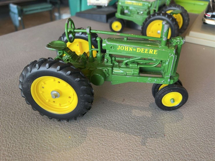 john-deere-model-a-image-11