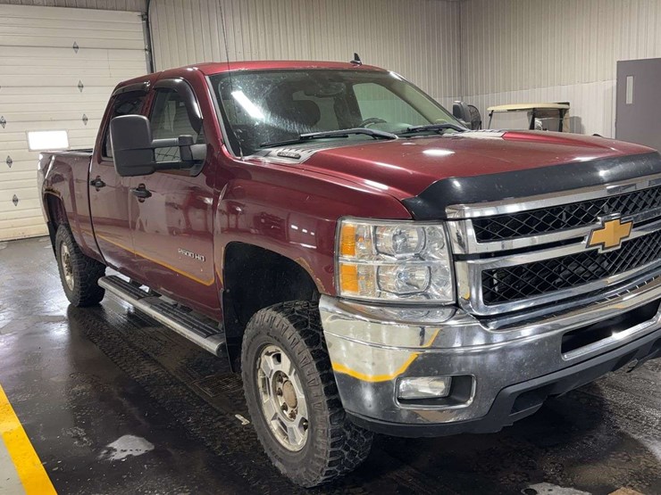 2014-chevrolet-silverado-2500hd-image-7