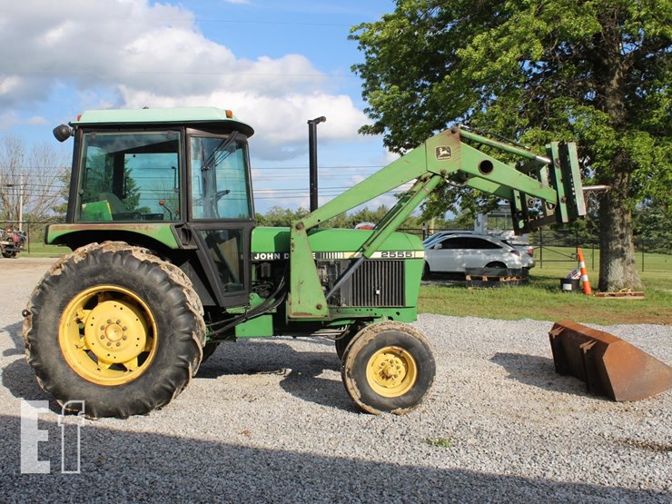 john-deere-2555-image-7