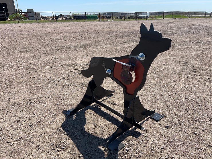 ar500-steel-coyote-shooting-target-with-heart-flapper-image-4