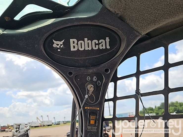 bobcat-t590-image-32