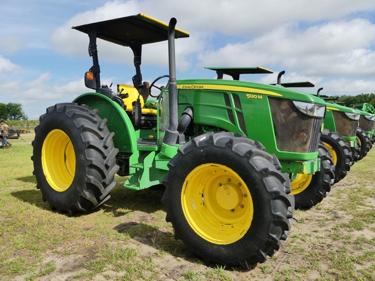2024-john-deere-5120m-image-1