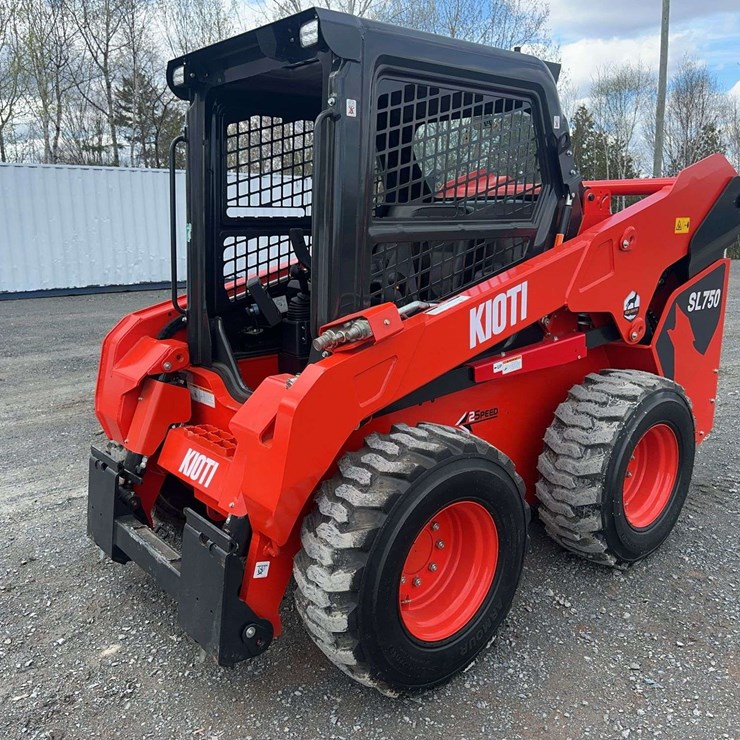 2024 (New/Unused) Kioti SL750U Wheeled Skid Steer Loader
