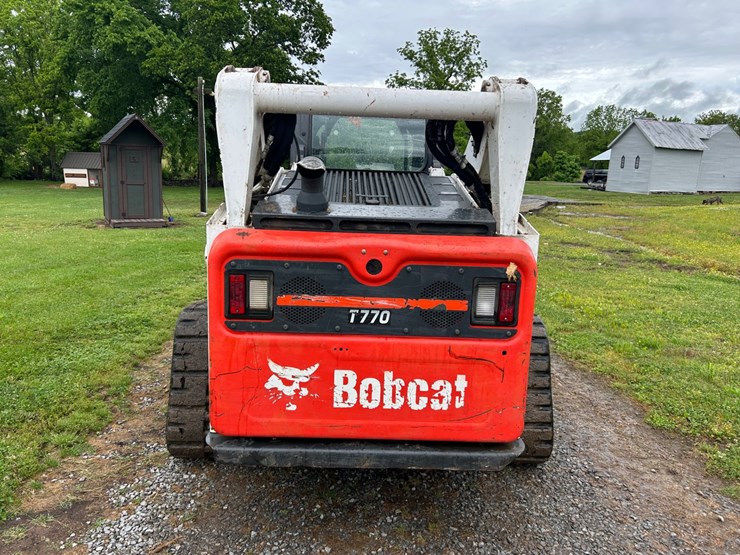 2022-bobcat-t770-image-6