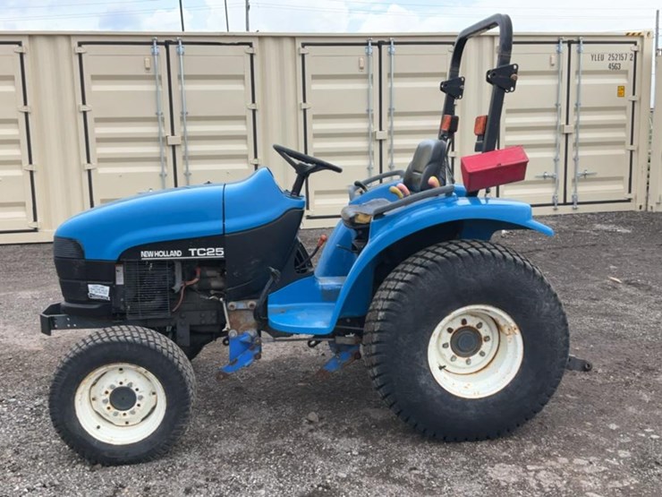 #2400-•-new-holland-tc25s-diesel-tractor-image-2