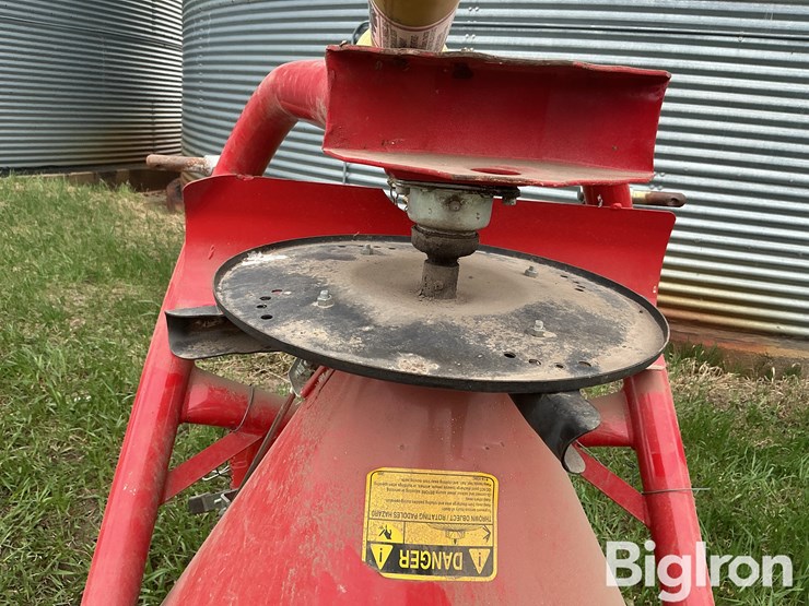 cosmo-500-dry-fertilizer-spreader-image-14