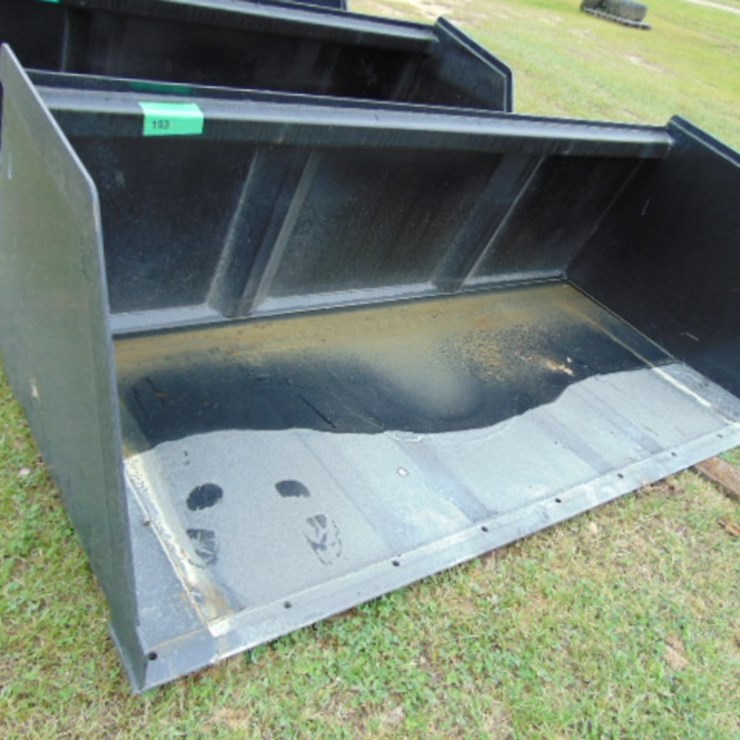 96" QUICK ATTACH TURKEY LITTER BUCKET