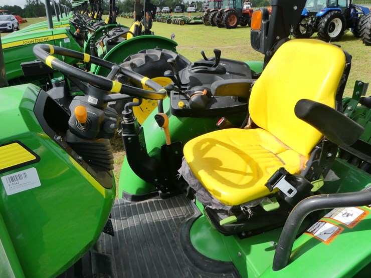 2024-john-deere-5120m-image-10