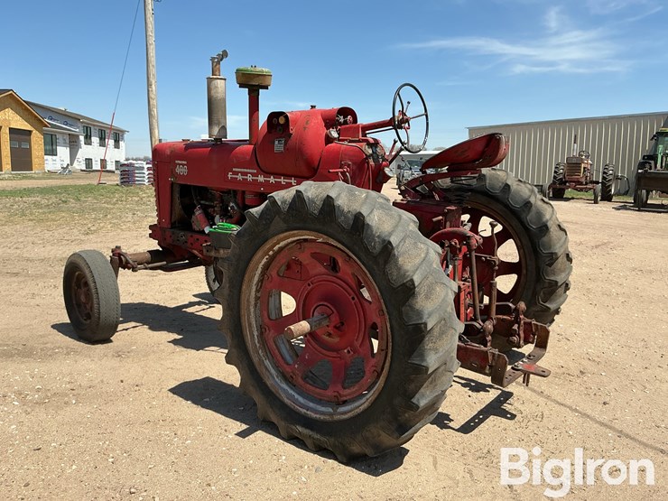 1956-farmall-400-2wd-tractor-image-7