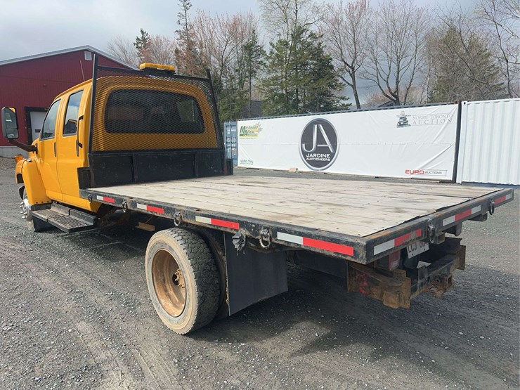 2009-gmc-topkick-c4500-image-7