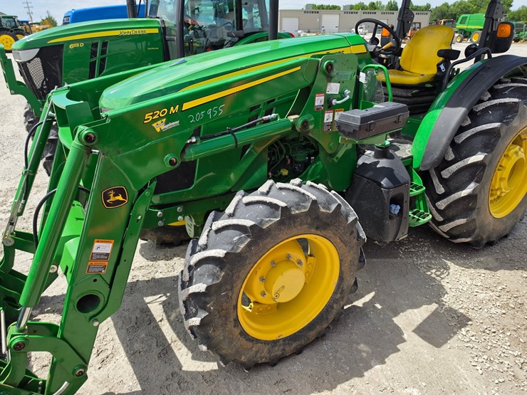 2022-john-deere-5090e-image-23