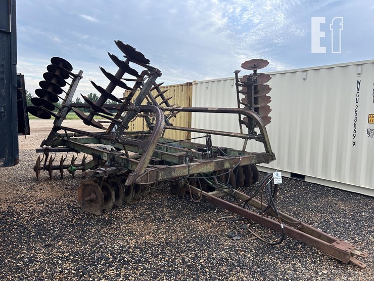 john-deere-20-image-3