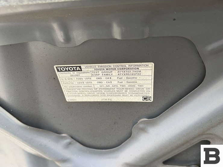2010-toyota-tacoma-image-31