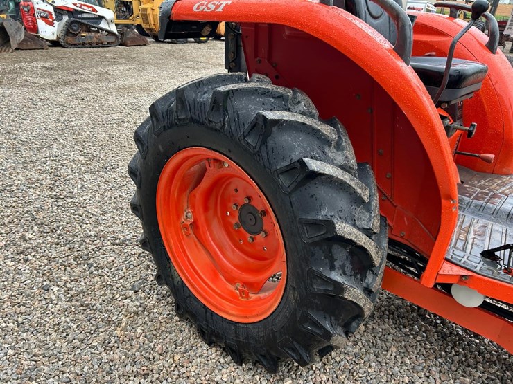 kubota-la724-image-12