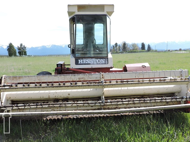 hesston-6400-image-1