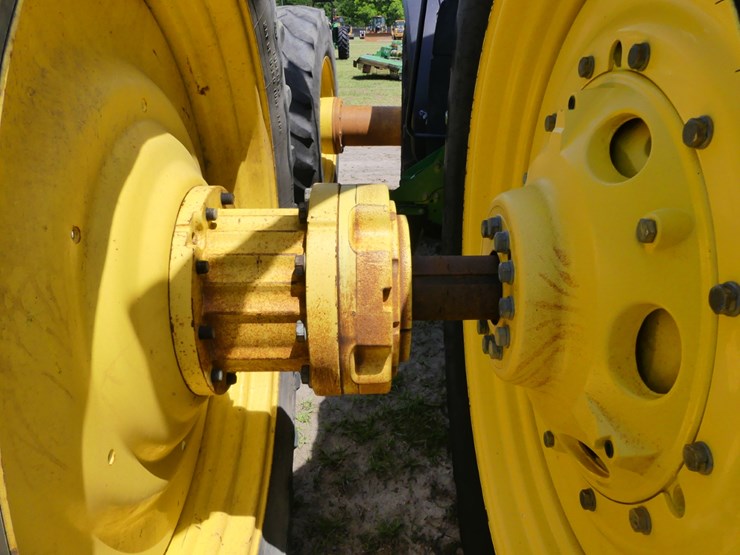 2016-john-deere-8295r-image-10