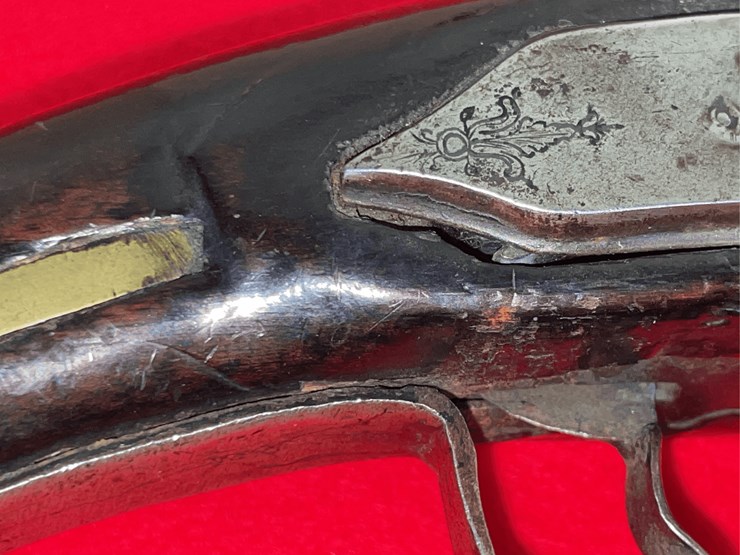 flintlock-pistol-with-ornate-brass-furniture-image-12