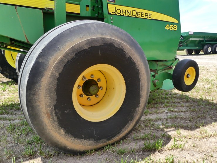 2012-john-deere-468-image-6