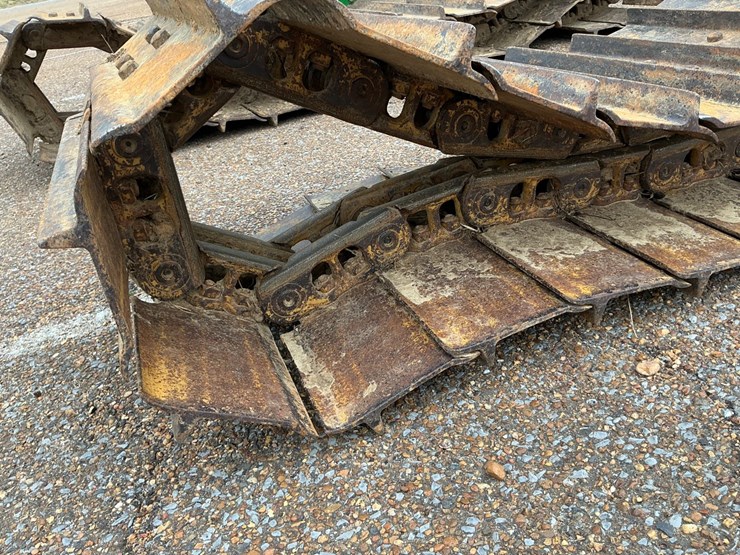 caterpillar-d3g-image-5