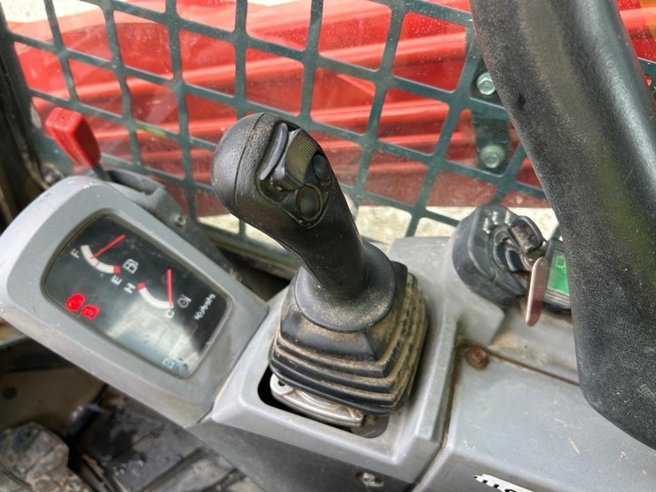 kubota-svl75-2-image-22