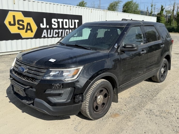 2018-ford-explorer-image-1