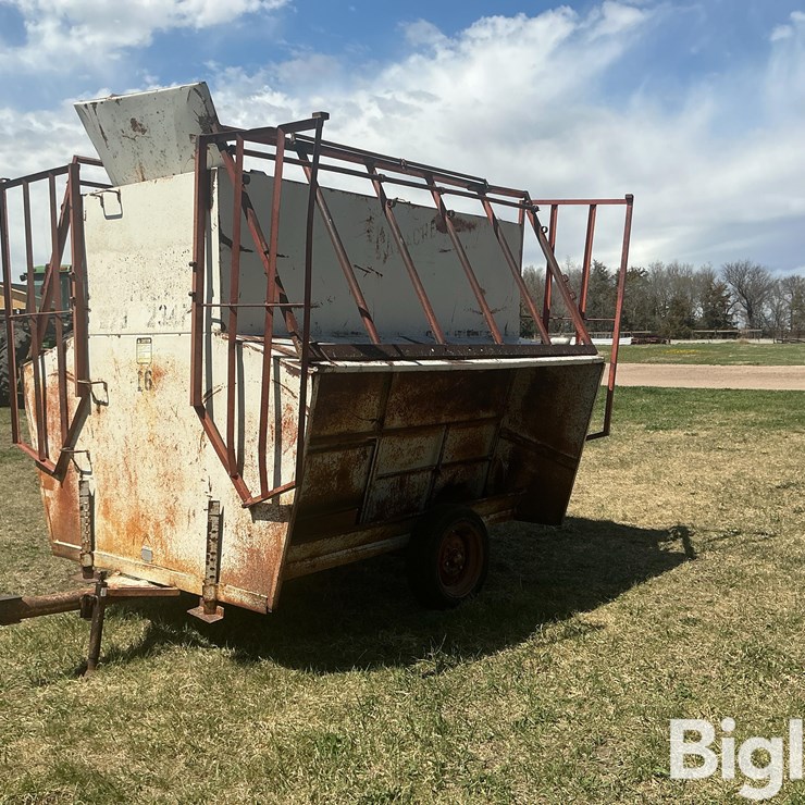 Apache CF890 Creep Feeder