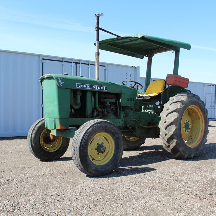 JOHN DEERE 301