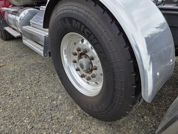 2012-kenworth-t800-image-58