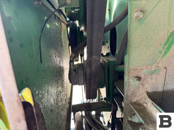 2009-john-deere-9770-sts-image-49