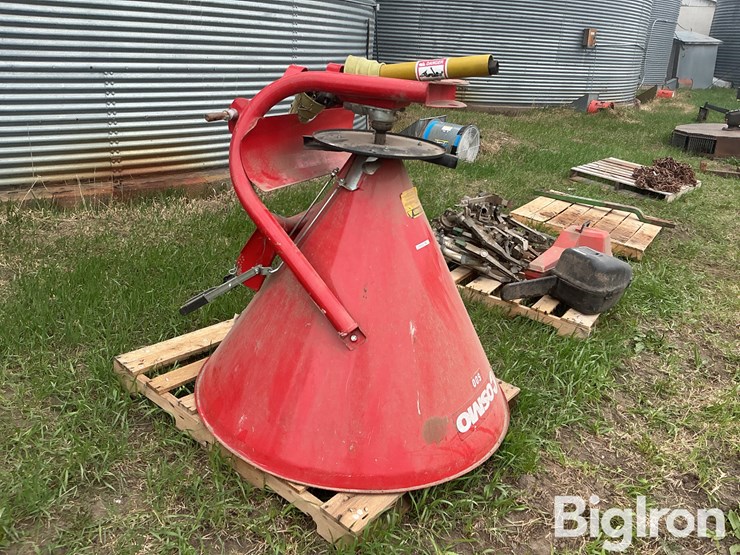 cosmo-500-dry-fertilizer-spreader-image-3