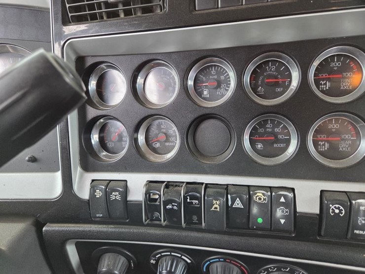 2012-kenworth-t800-image-20