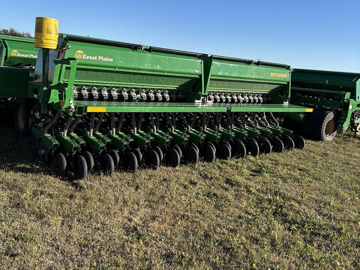 2022-great-plains-50'-bd7600hd-image-13
