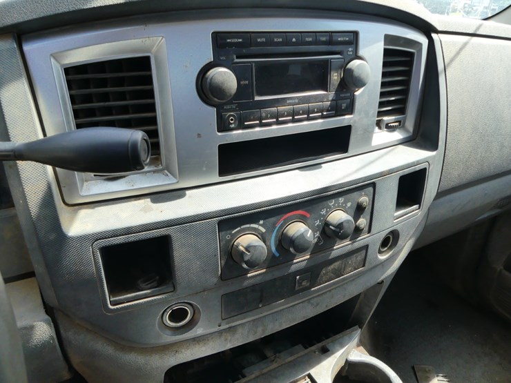2007-dodge-ram-3500-image-12