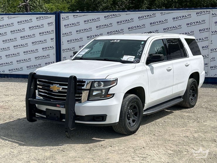 2020-chevrolet-tahoe-image-1