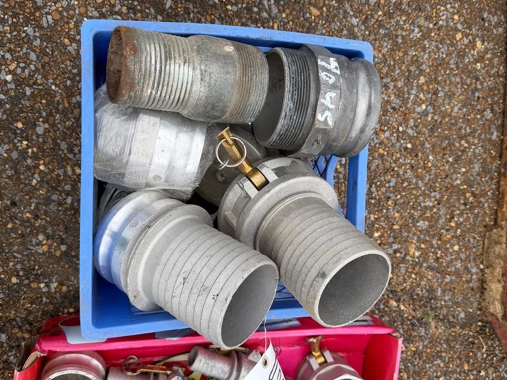 #9045-•-lot-of-misc-aluminum-clamps-&-fittings-image-4