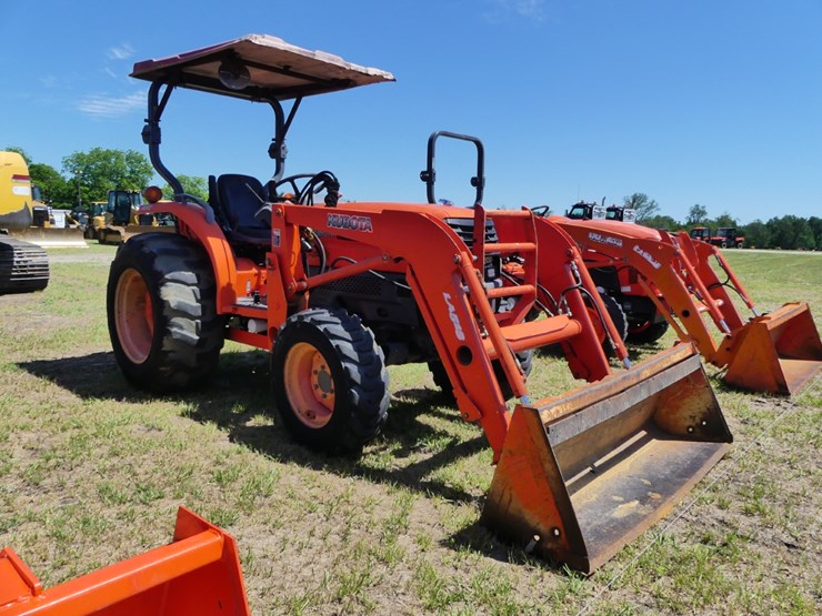 2005-kubota-l3130-image-2