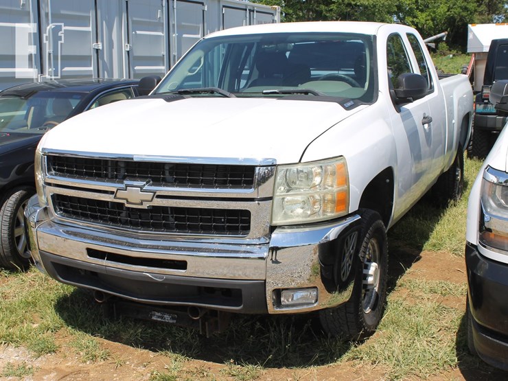 2009-chevrolet-2500-image-1