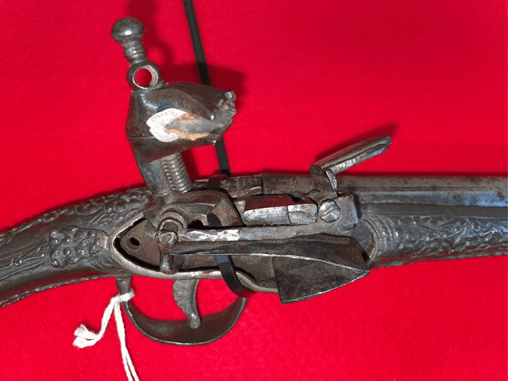 flintlock-miquelet-pistol-with-ornate-metalwork-image-8