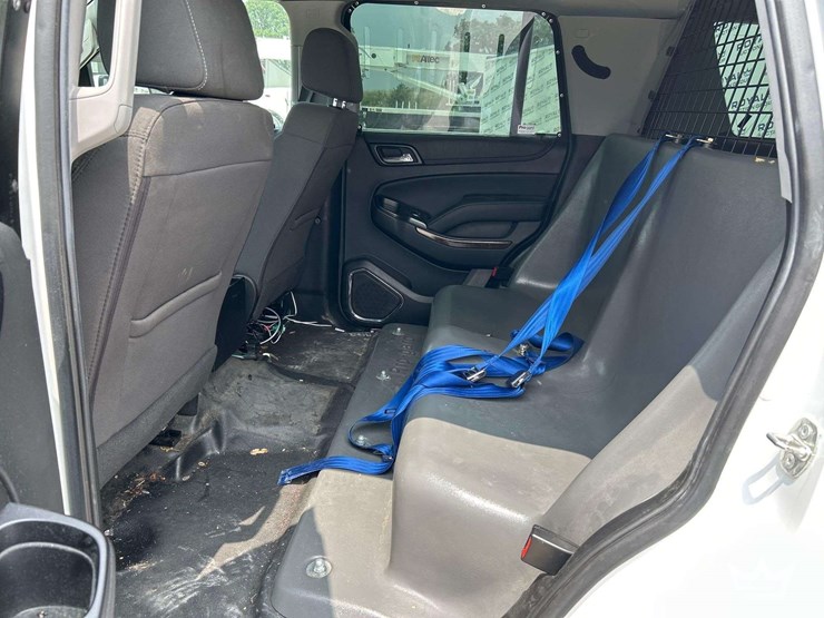 2020-chevrolet-tahoe-image-21