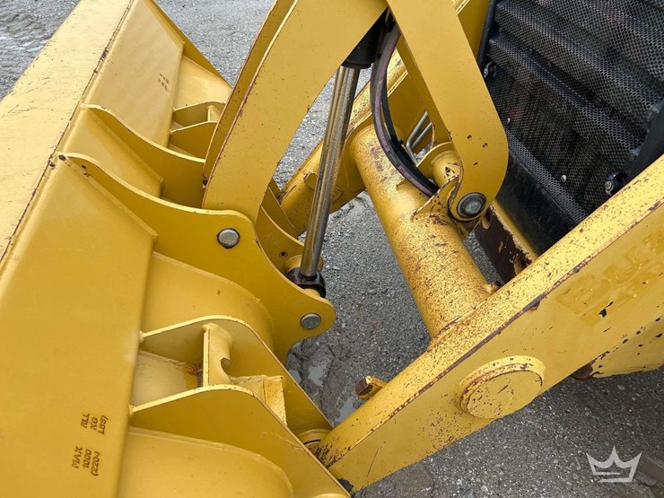 2013-caterpillar-420f-image-26