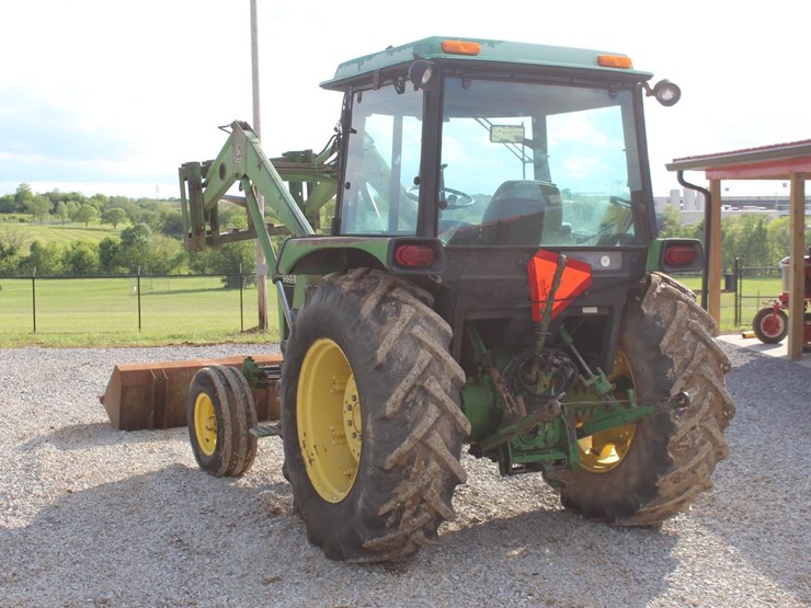 john-deere-2555-image-4
