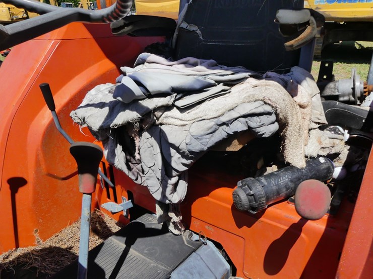1999-kubota-m4700-image-11
