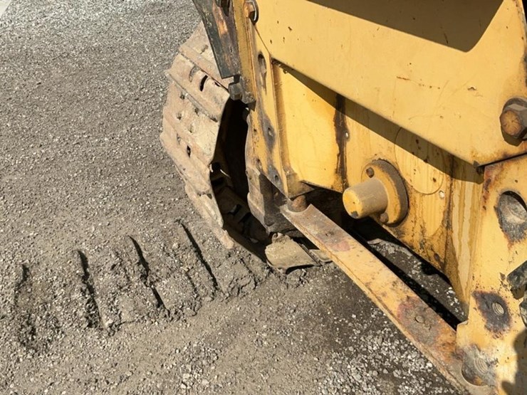 1983-john-deere-550-image-41