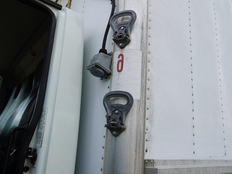 #1953-•-2013-international-reefer-truck-image-54