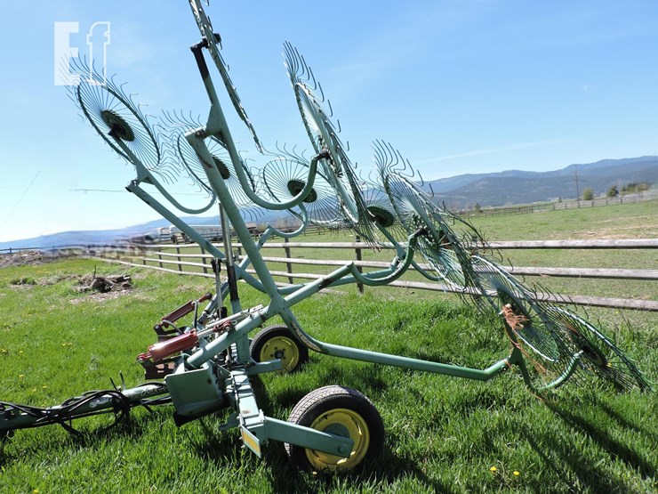 john-deere-702-image-4