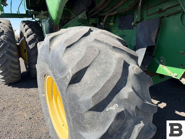 2009-john-deere-9770-sts-image-58