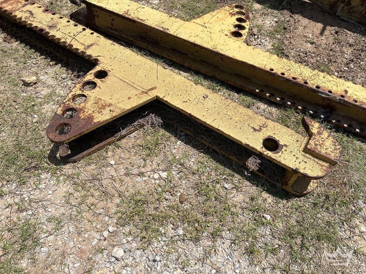 t/a-aggregate-spreader-box-wheel-loader-attachment-image-18