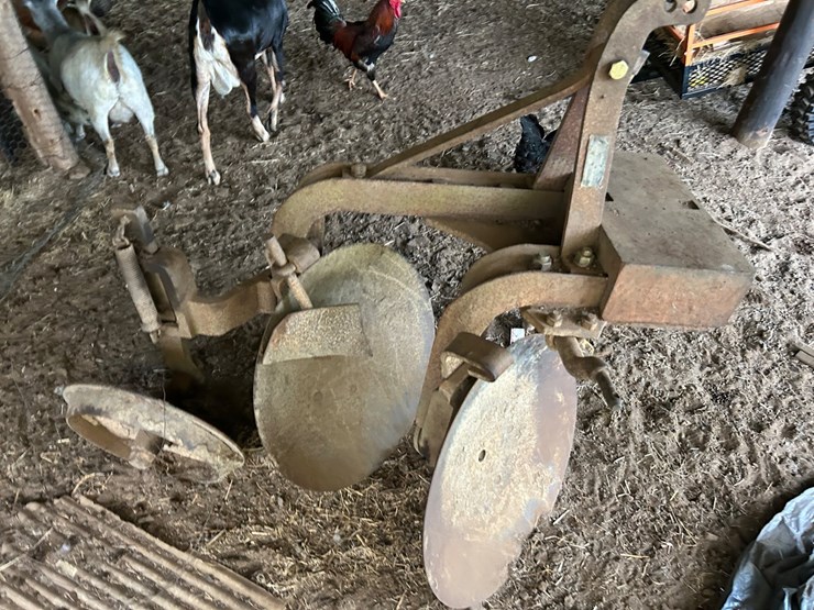 #79-•-two-bottom-disc-plow-image-2